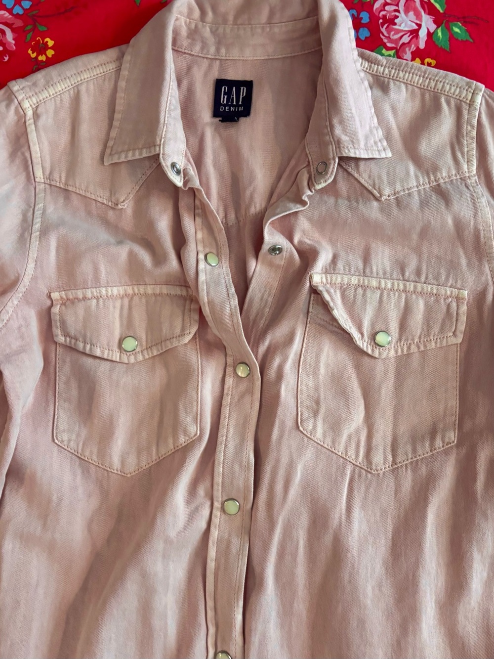 Gap button up - Picture 2 of 8